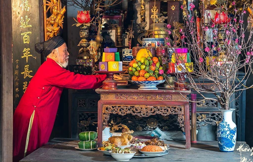 Ý nghĩa phong tục truyền thống thắp nhang của người Việt